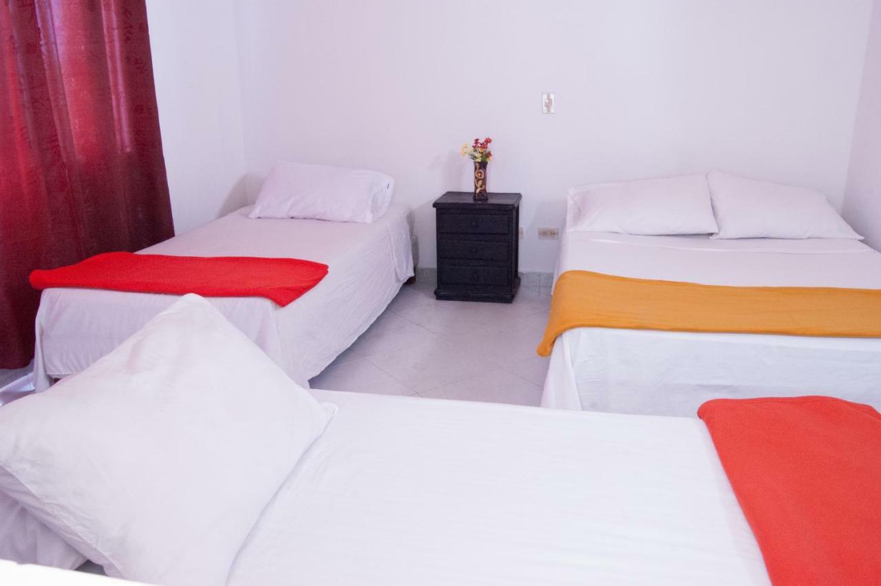 Hotel Recuerdos Del Estadio Medellín Esterno foto