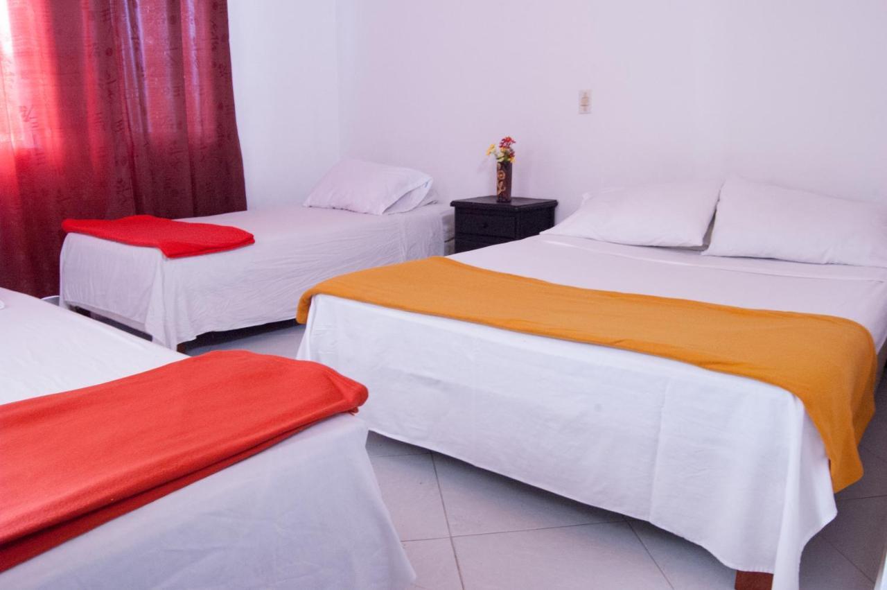 Hotel Recuerdos Del Estadio Medellín Esterno foto